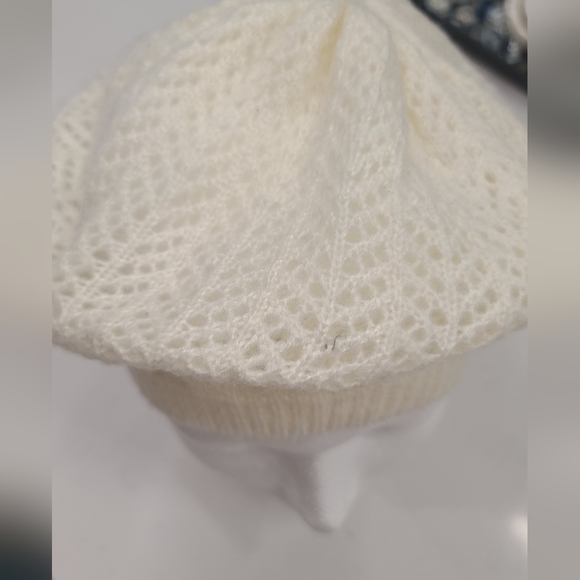 H&M cream crochet beret - Picture 8 of 8